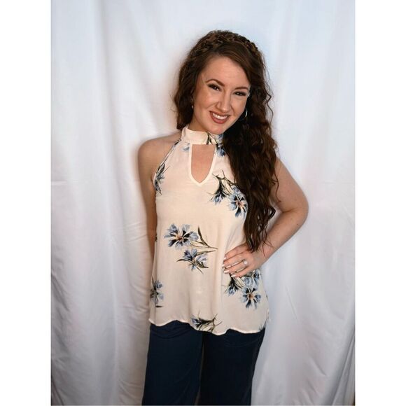 Sienna Sky Halter Top - Picture 8 of 11